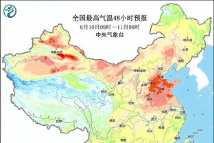 ?双双打铁！兰德尔半场12中3得9分 巴雷特6中1得3分